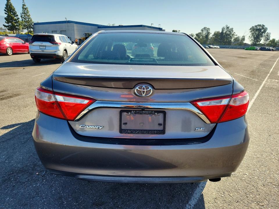 2015 Toyota Camry მანქანა იყიდება აუქციონზე, vin: 4T1BF1FK3FU062236, აუქციონის ნომერი: 52870526