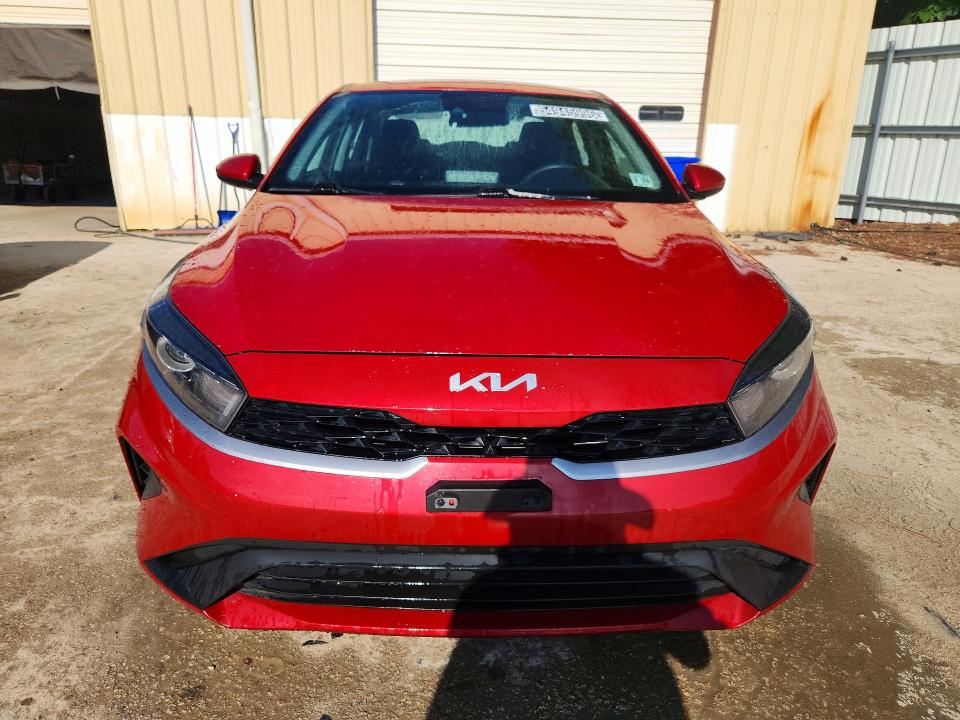 54945996 :رقم المزاد ، 3KPF24AD9PE581898 vin ، 2023 Kia Forte مزاد بيع