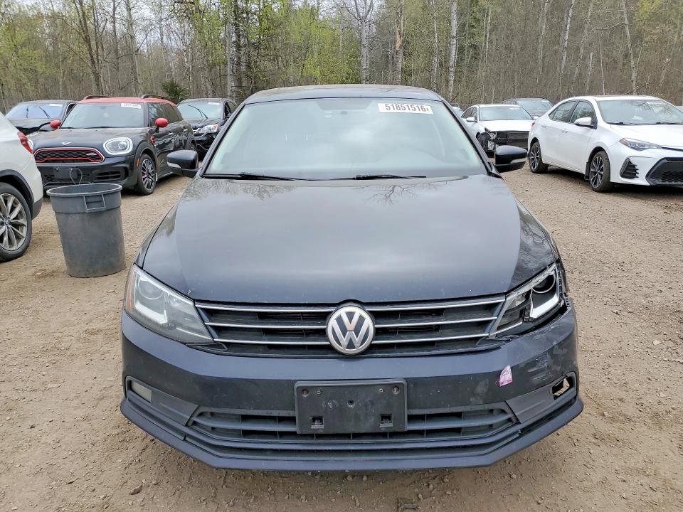 51851516 :رقم المزاد ، 3VWL07AJ2FM229179 vin ، 2015 Volkswagen Jetta مزاد بيع