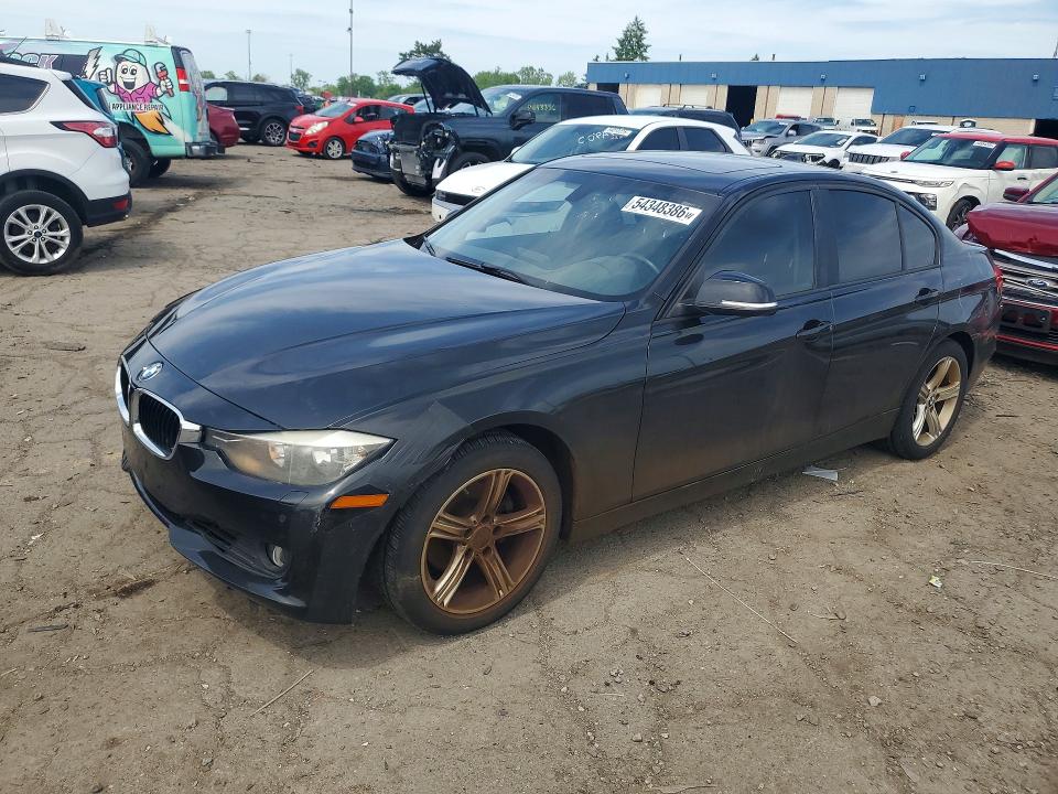54348386 :رقم المزاد ، WBA3B3G58FNR88616 vin ، 2015 Bmw 328 مزاد بيع