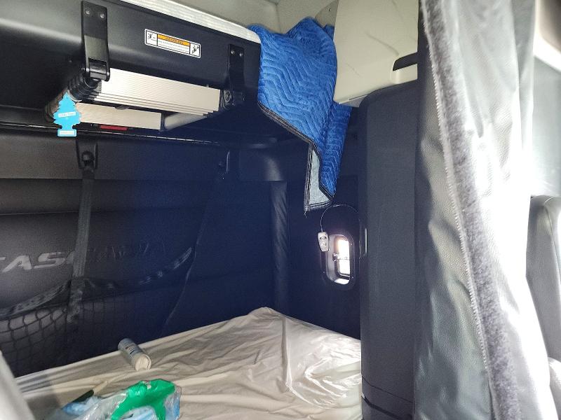 Продаж на аукціоні авто 2023 Freightliner Cascadia 126, vin: 3AKJHHDR9PSUD4472, номер лоту: 53004066
