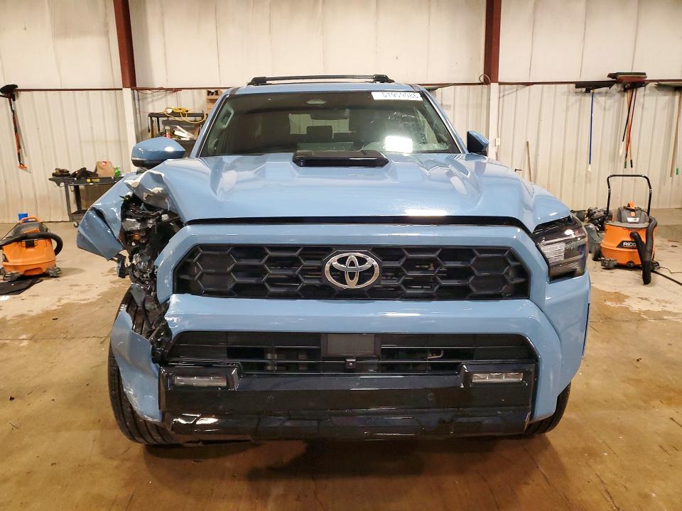 Продаж на аукціоні авто 2025 Toyota 4runner, vin: JTEVA5BR1S5003521, номер лоту: 51959086