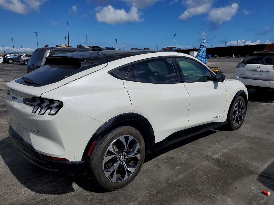 Продаж на аукціоні авто 2022 Ford Mustang Mach-e, vin: 3FMTK3R72NMA24177, номер лоту: 54926136