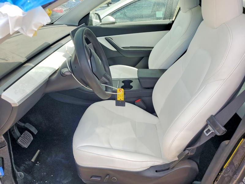 53731366 :رقم المزاد ، 5YJYGDEE2MF240877 vin ، 2021 Tesla Model Y مزاد بيع