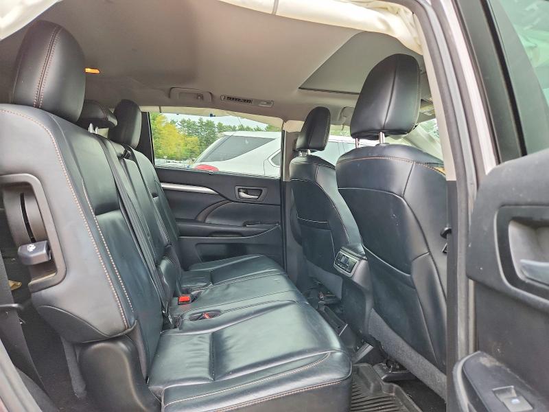 Продажа на аукционе авто 2017 Toyota Highlander, vin: 5TDJZRFH3HS381945, номер лота: 52987296