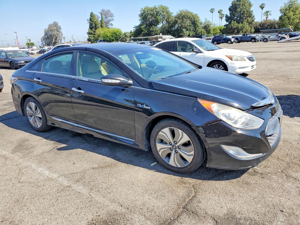 2013 Hyundai Sonata მანქანა იყიდება აუქციონზე, vin: KMHEC4A42DA079396, აუქციონის ნომერი: 52587606