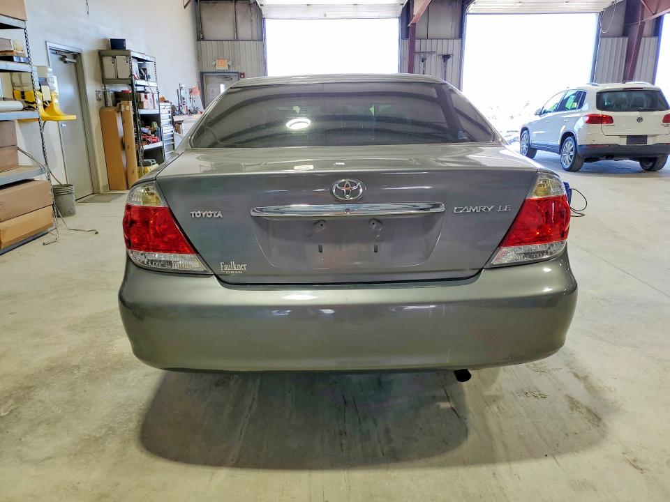 54112396 :رقم المزاد ، 4T1BE30K36U662987 vin ، 2006 Toyota Camry مزاد بيع