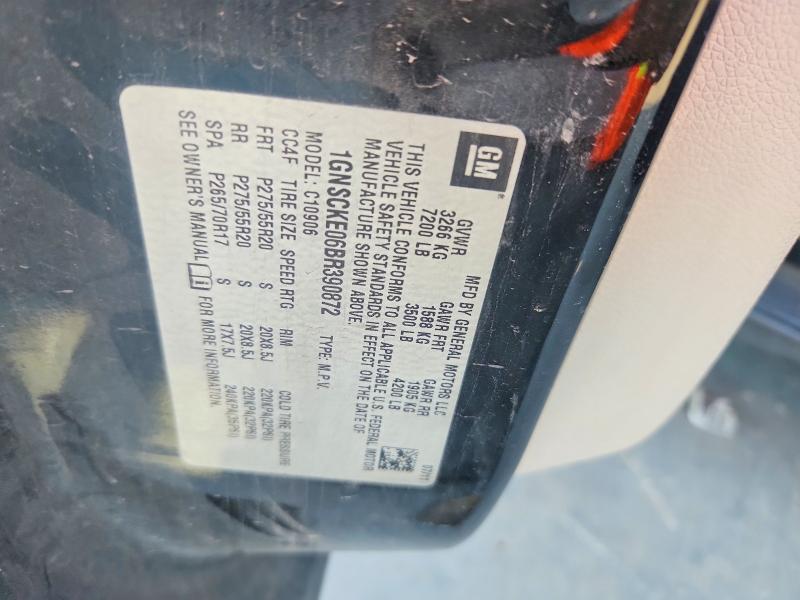 53513626 :رقم المزاد ، 1GNSCKE06BR390872 vin ، 2011 Chevrolet Suburban مزاد بيع