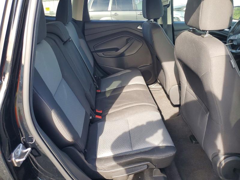 53721116 :رقم المزاد ، 1FMCU0GD6HUC77374 vin ، 2017 Ford Escape مزاد بيع