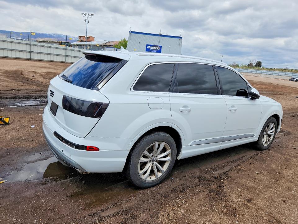 Продажа на аукционе авто 2017 Audi Q7, vin: WA1AAAF77HD008171, номер лота: 52317056