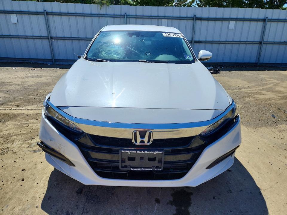 Aukcja sprzedaży 2019 Honda Accord, vin: 1HGCV1F13KA088884, numer aukcji: 52672296