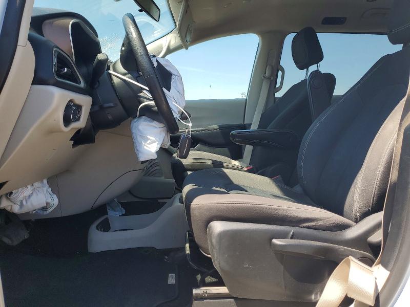 Продажа на аукционе авто 2020 Chrysler Voyager, vin: 2C4RC1AG9LR121488, номер лота: 53759806