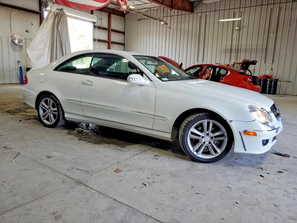 52230876 :رقم المزاد ، WDBTJ56H08F254190 vin ، 2008 Mercedes-benz Clk مزاد بيع