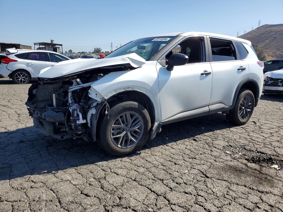 52916496 :رقم المزاد ، 5N1BT3AA6RC723402 vin ، 2024 Nissan Rogue مزاد بيع