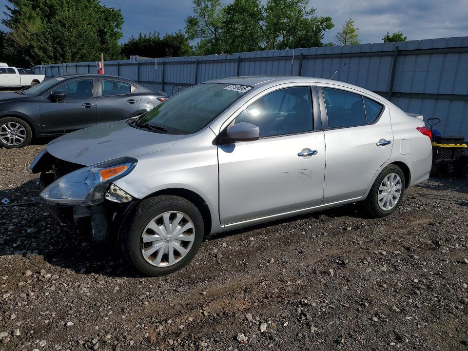 52765896 :رقم المزاد ، 3N1CN7APXHK436378 vin ، 2017 Nissan Versa مزاد بيع
