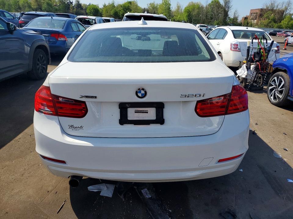 Продажа на аукционе авто 2015 Bmw 320, vin: WBA3C3G5XFNT51014, номер лота: 51771506