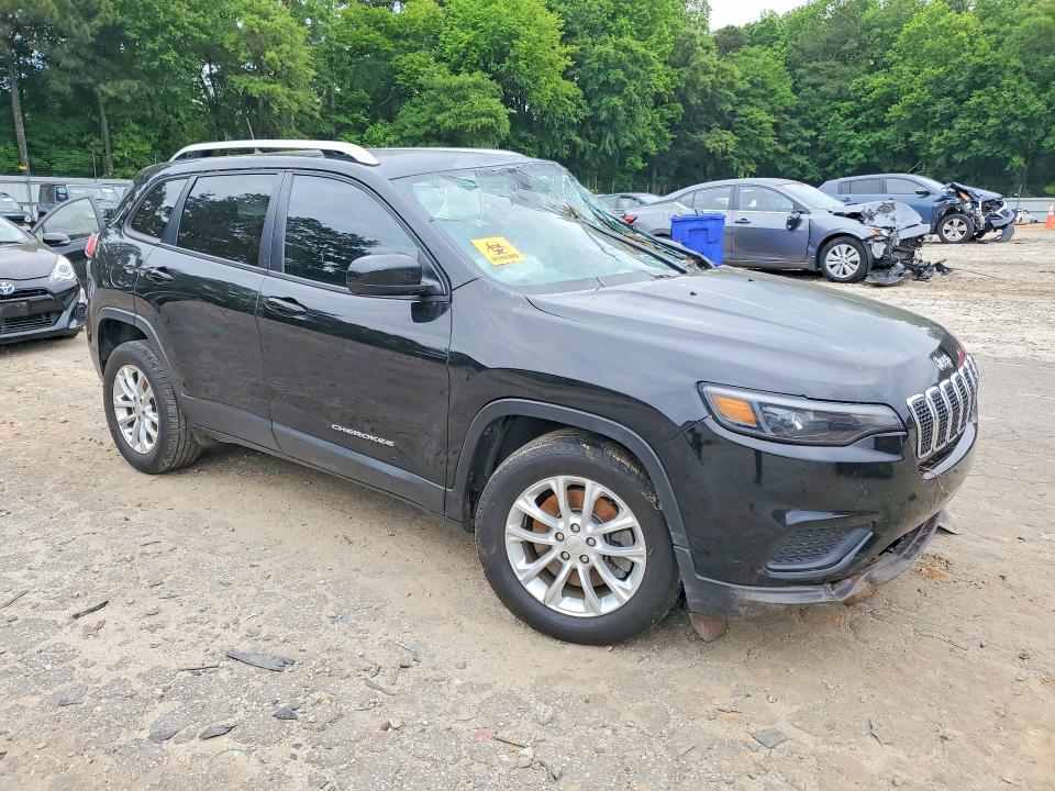 52989826 :رقم المزاد ، 1C4PJLCB2LD535578 vin ، 2020 Jeep Cherokee مزاد بيع