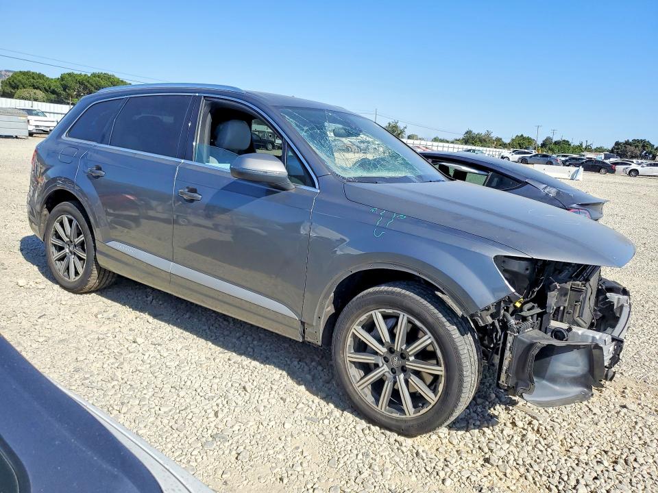 Продажа на аукционе авто 2017 Audi Q7, vin: WA1LAAF75HD054820, номер лота: 52552236