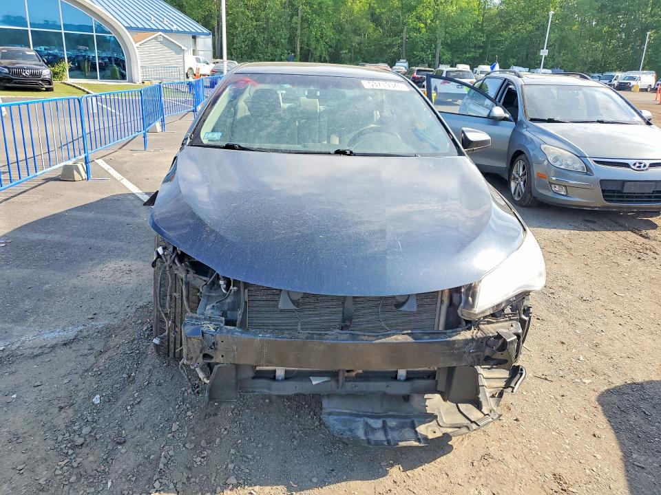 53719346 :رقم المزاد ، 4T1BF1FK4HU737806 vin ، 2017 Toyota Camry مزاد بيع