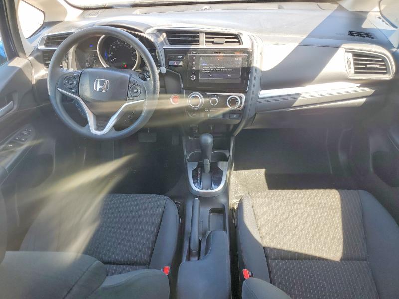 53418086 :رقم المزاد ، 3HGGK5H86JM714280 vin ، 2018 Honda Fit مزاد بيع