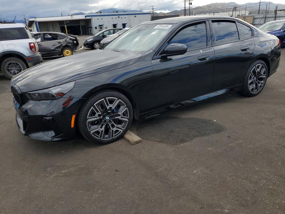52044696 :رقم المزاد ، WBA43FJ00SCU24593 vin ، 2025 Bmw 530 مزاد بيع