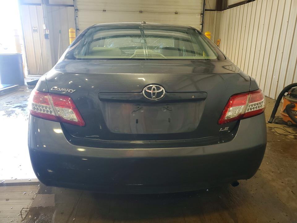 2010 Toyota Camry მანქანა იყიდება აუქციონზე, vin: 4T1BF3EK1AU017575, აუქციონის ნომერი: 54247906