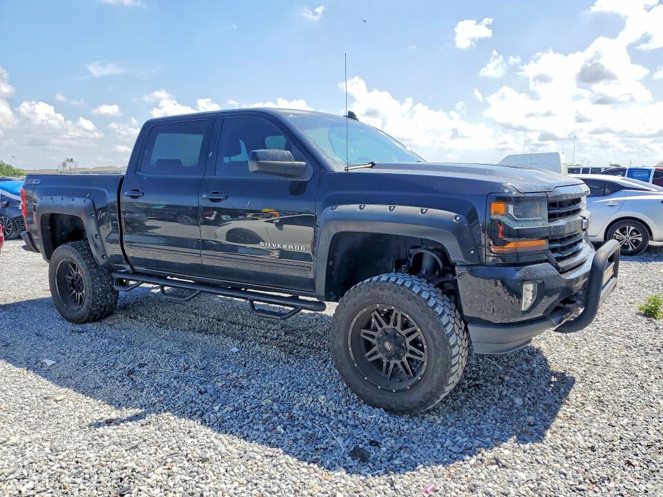 2017 Chevrolet Silverado მანქანა იყიდება აუქციონზე, vin: 3GCUKREC2HG397074, აუქციონის ნომერი: 52176466