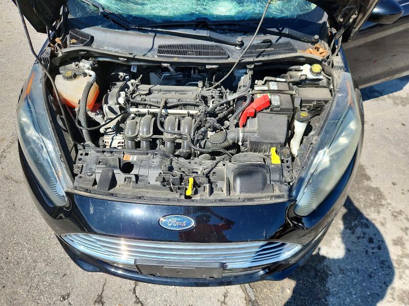 52869136 :رقم المزاد ، 3FADP4BJ1JM130335 vin ، 2018 Ford Fiesta مزاد بيع