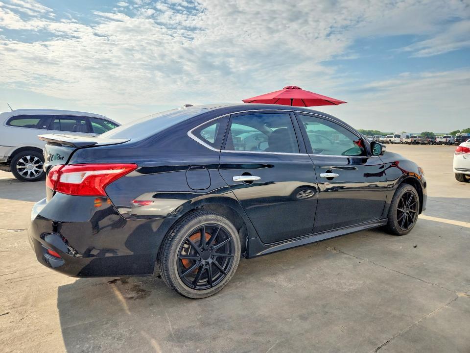 55013966 :رقم المزاد ، 3N1AB7AP9JY238992 vin ، 2018 Nissan Sentra مزاد بيع