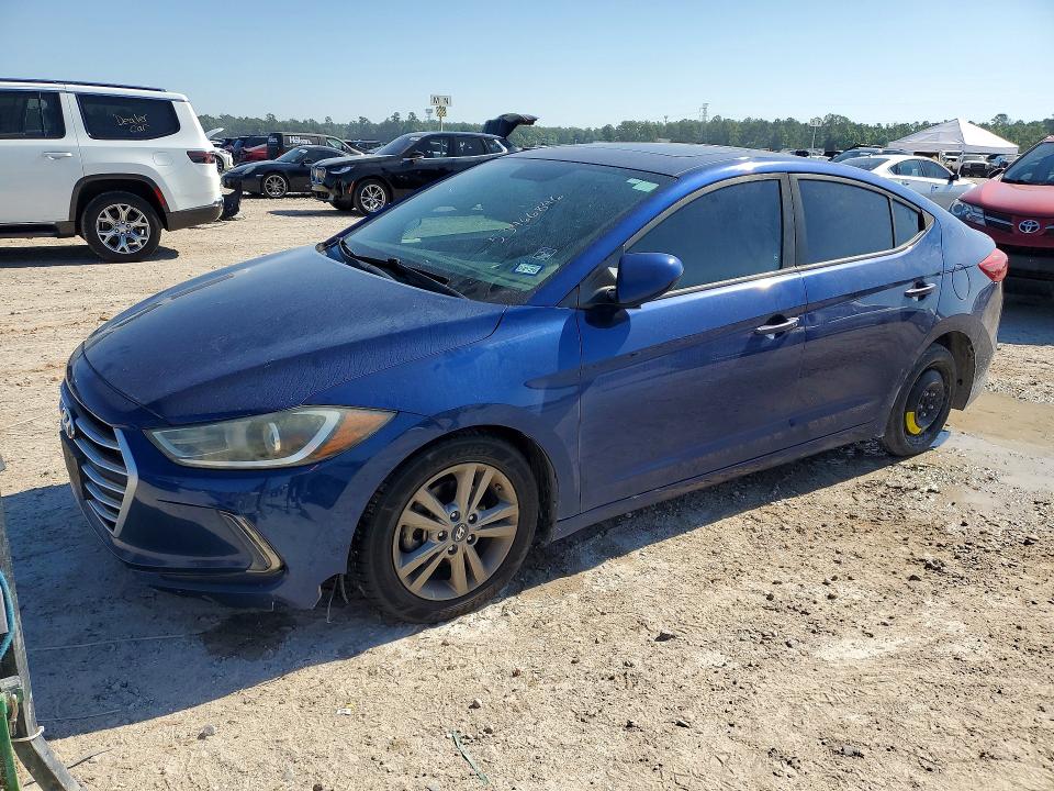 53466846 :رقم المزاد ، 5NPD84LF0HH135656 vin ، 2017 Hyundai Elantra مزاد بيع