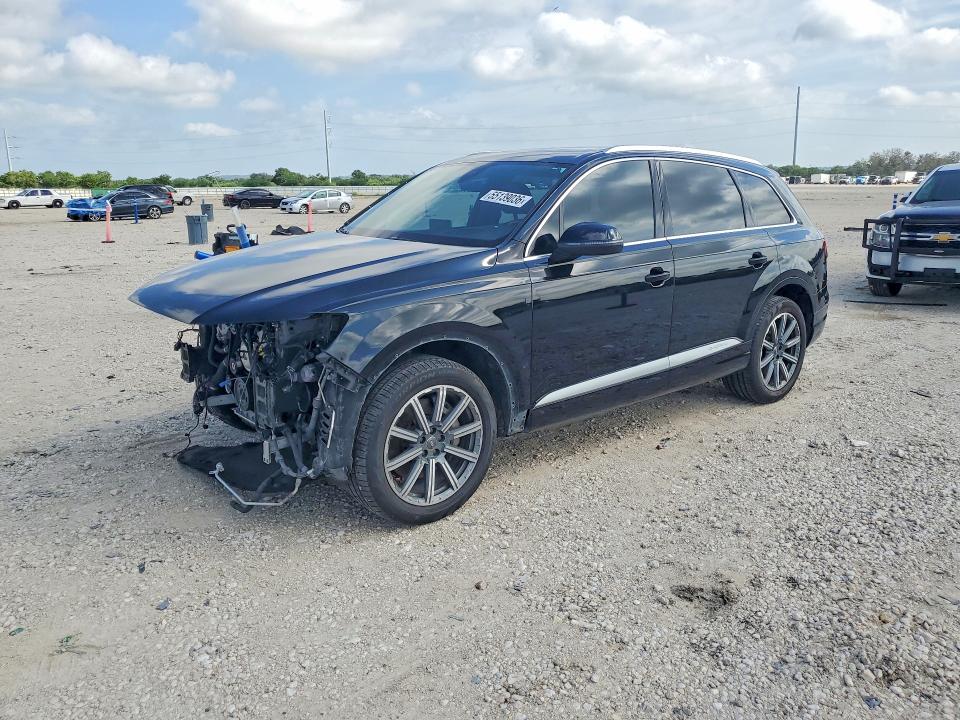 55139036 :رقم المزاد ، WA1VAAF76JD045932 vin ، 2018 Audi Q7 مزاد بيع