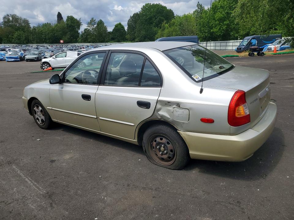 53907286 :رقم المزاد ، KMHCG45C42U389901 vin ، 2002 Hyundai Accent مزاد بيع
