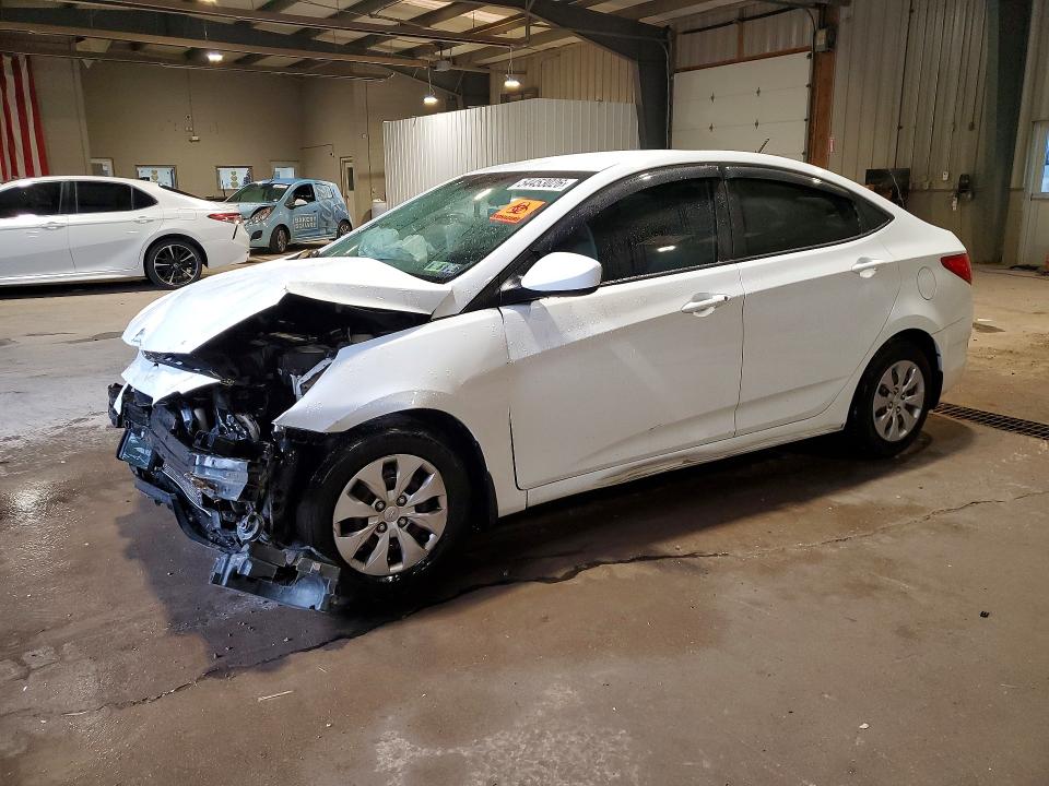 54453026 :رقم المزاد ، KMHCT4AE6GU102097 vin ، 2016 Hyundai Accent مزاد بيع