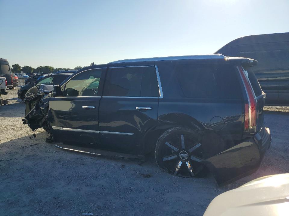 53778876 :رقم المزاد ، 1GYS3BKJ2LR205265 vin ، 2020 Cadillac Escalade مزاد بيع