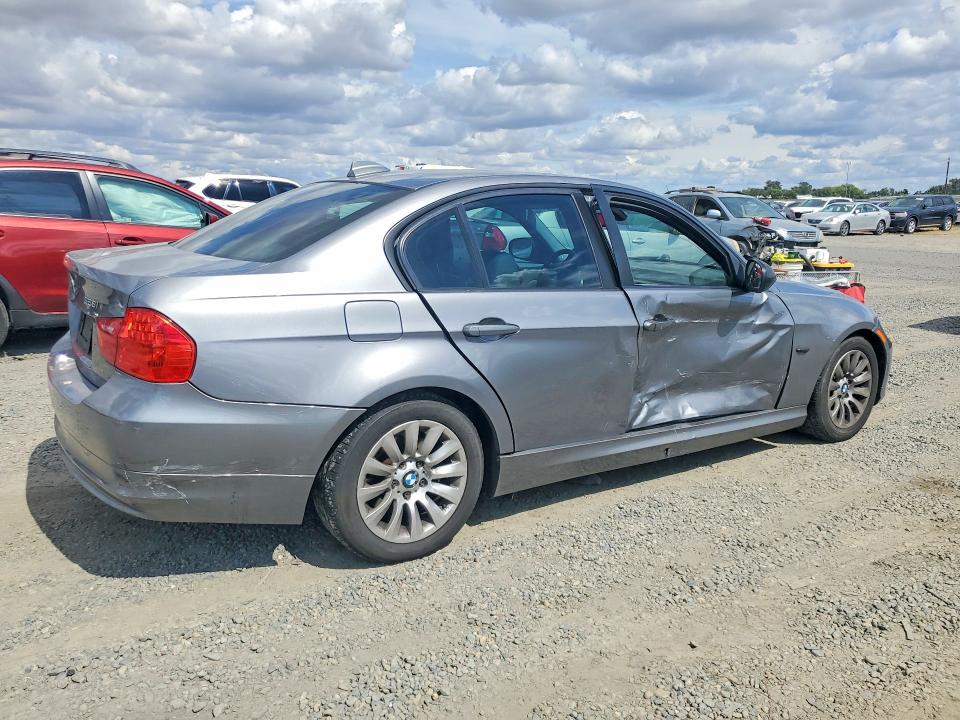 55528266 :رقم المزاد ، WBAPH535X9A433941 vin ، 2009 Bmw 328 مزاد بيع