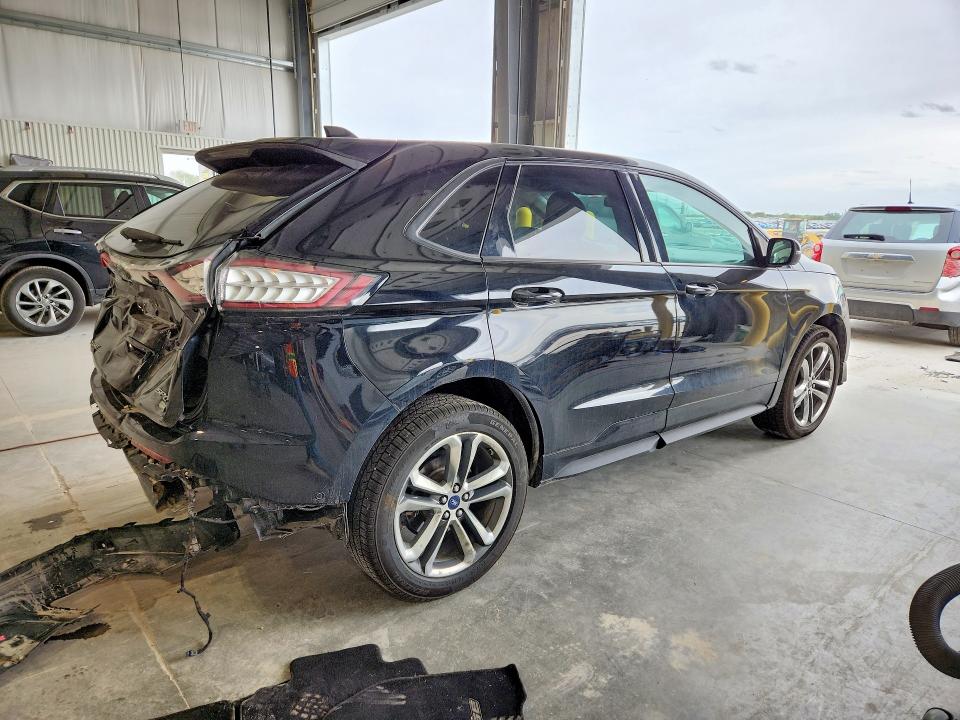 52378586 :رقم المزاد ، 2FMPK4AP6GBC11459 vin ، 2016 Ford Edge مزاد بيع