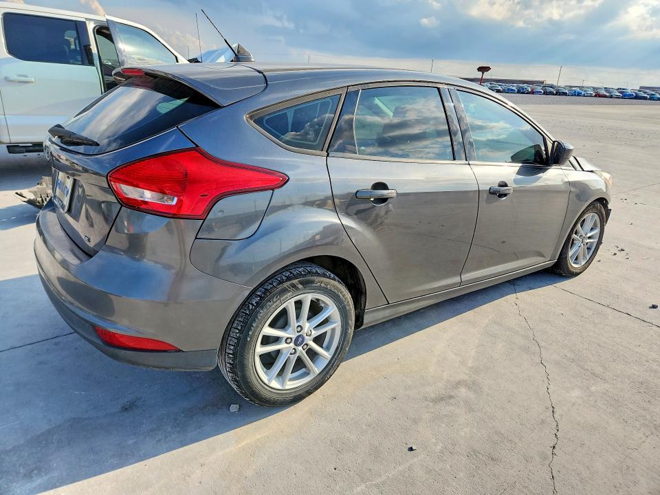 55103206 :رقم المزاد ، 1FADP3K23JL311120 vin ، 2018 Ford Focus مزاد بيع