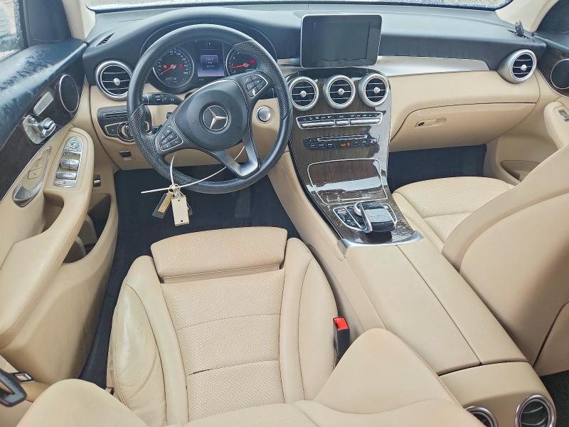 52528216 :رقم المزاد ، WDC0G4JB1GF047980 vin ، 2016 Mercedes-benz Glc مزاد بيع
