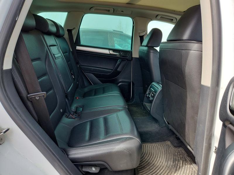 2014 Volkswagen Touareg მანქანა იყიდება აუქციონზე, vin: WVGDF9BP2ED003864, აუქციონის ნომერი: 52654066