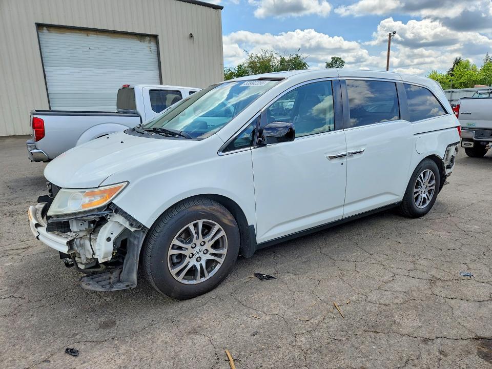 53992356 :رقم المزاد ، 5FNRL5H66DB055564 vin ، 2013 Honda Odyssey مزاد بيع