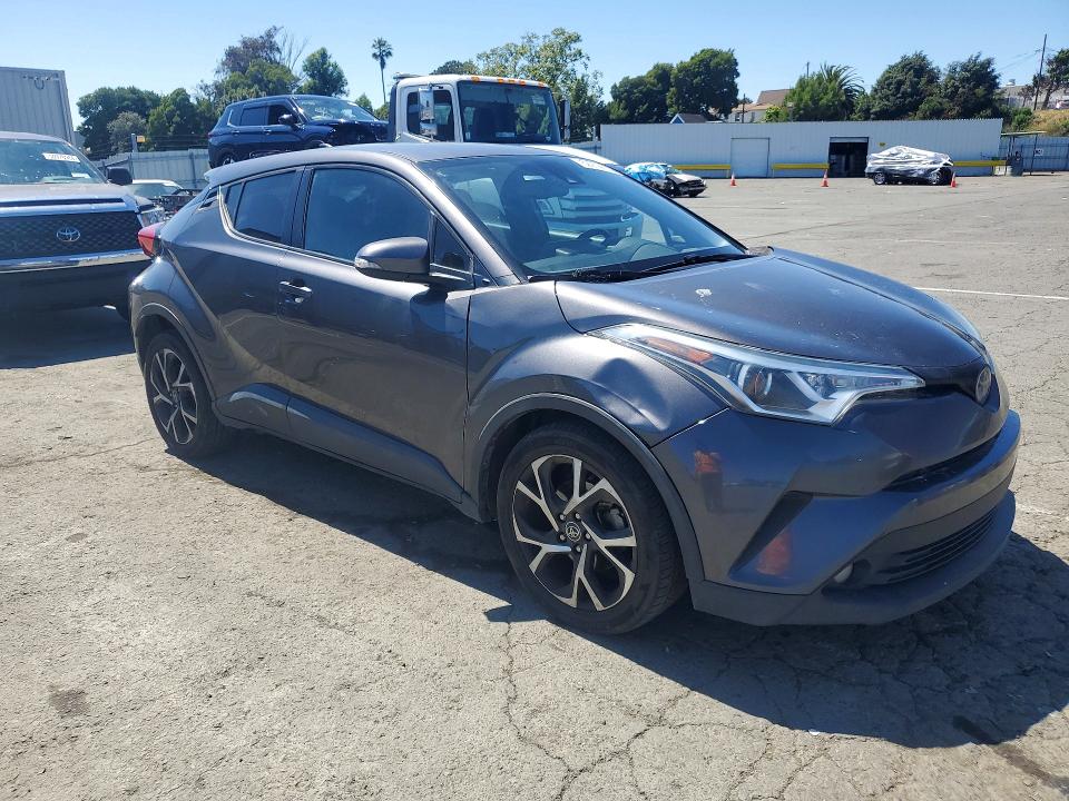 Продажа на аукционе авто 2018 Toyota C-hr, vin: NMTKHMBX8JR059958, номер лота: 52212616