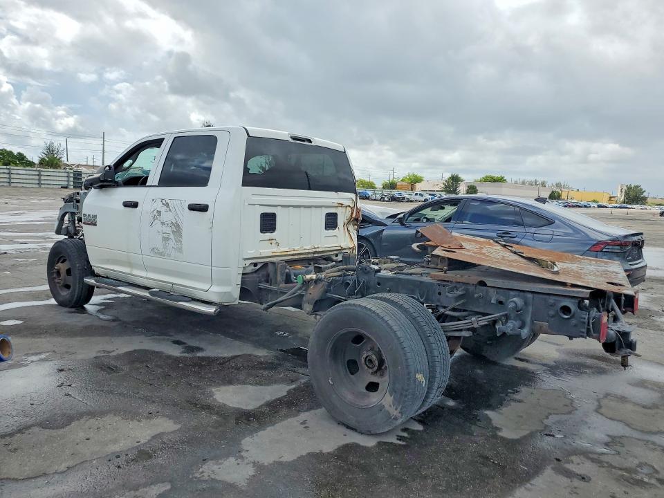 50601076 :رقم المزاد ، 3C63RRGL8JG361326 vin ، 2018 Ram 3500 مزاد بيع