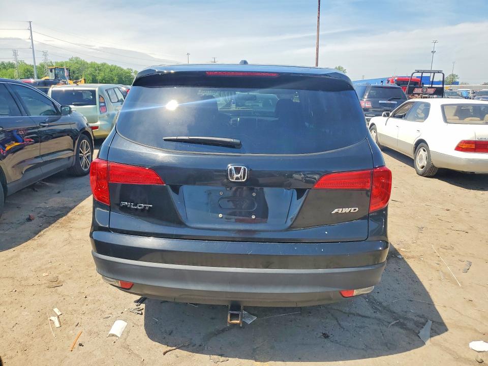 54823426 :رقم المزاد ، 5FNYF6H53JB052147 vin ، 2018 Honda Pilot مزاد بيع