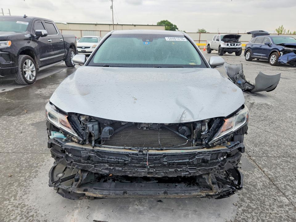 2018 Toyota Camry მანქანა იყიდება აუქციონზე, vin: 4T1B11HK9JU143374, აუქციონის ნომერი: 54481216