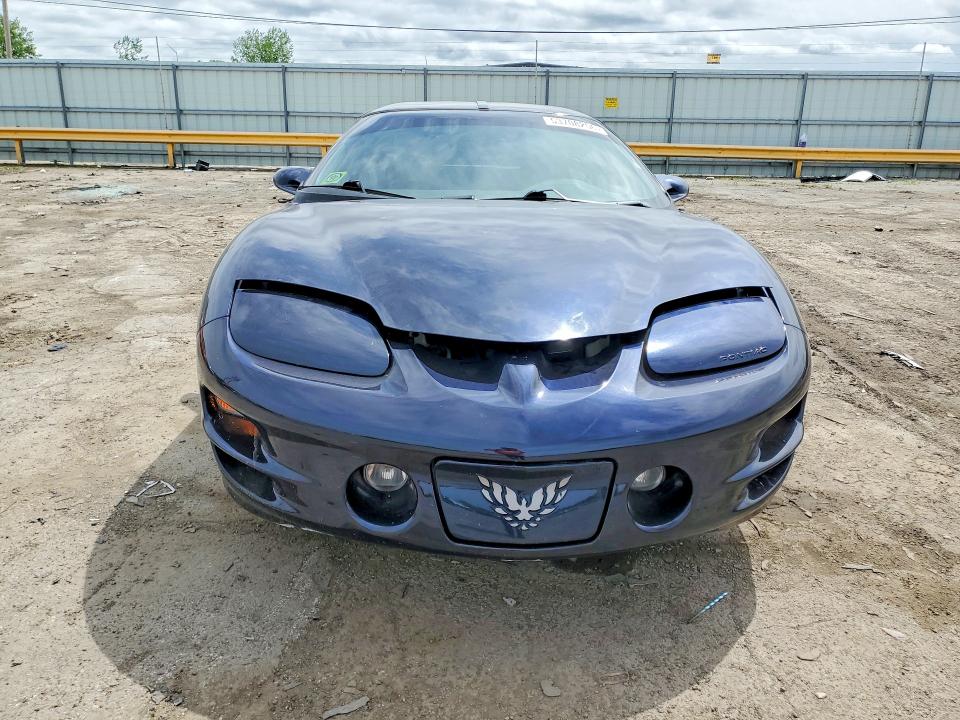 53708256 :رقم المزاد ، 2G2FV22G9Y2156893 vin ، 2000 Pontiac Firebird مزاد بيع