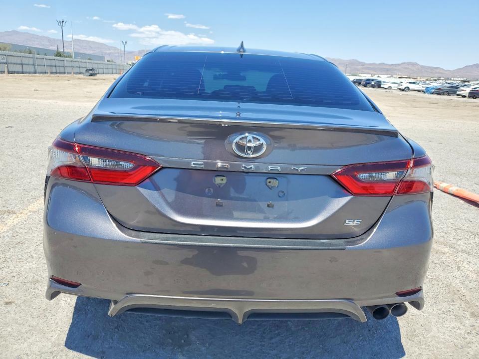 2024 Toyota Camry მანქანა იყიდება აუქციონზე, vin: 4T1G11AK0RU861617, აუქციონის ნომერი: 53488406