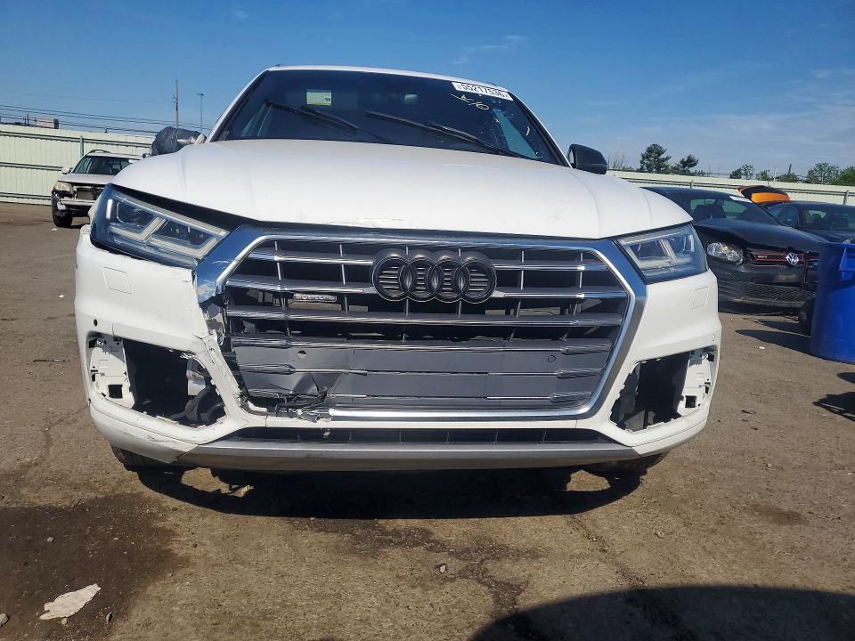 2018 Audi Q5 მანქანა იყიდება აუქციონზე, vin: WA1BNAFY8J2057351, აუქციონის ნომერი: 55217536
