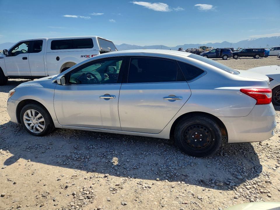 Aukcja sprzedaży 2017 Nissan Sentra, vin: 3N1AB7AP2HL670993, numer aukcji: 53131976