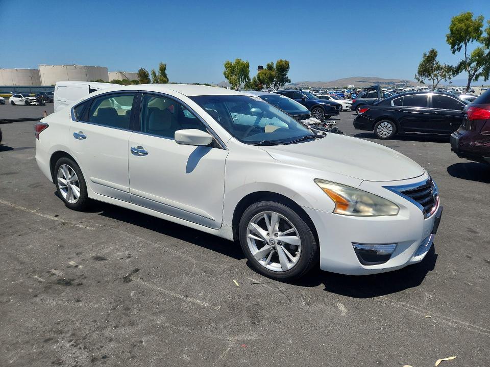 Продажа на аукционе авто 2014 Nissan Altima, vin: 1N4AL3AP3EN230754, номер лота: 54260486