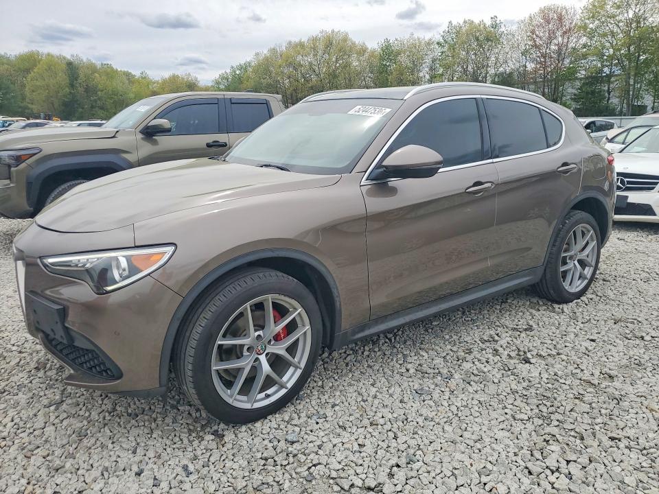 Продажа на аукционе авто 2019 Alfa Romeo Stelvio, vin: ZASPAKBN7K7C34217, номер лота: 52447536